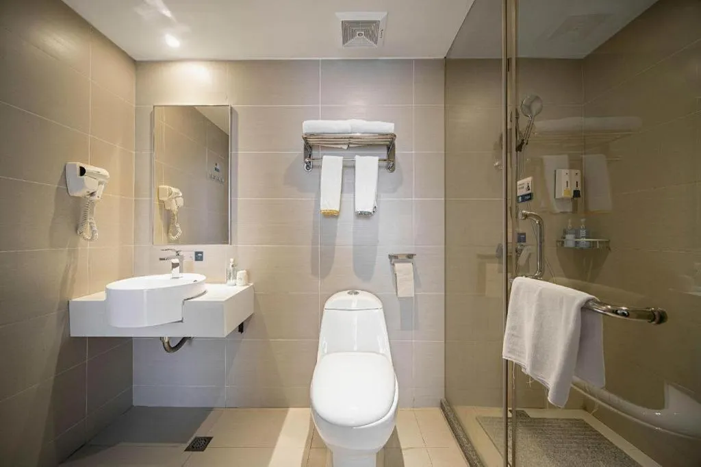 City Comfort Inn Lichuan Railway Station Tenglong Cave