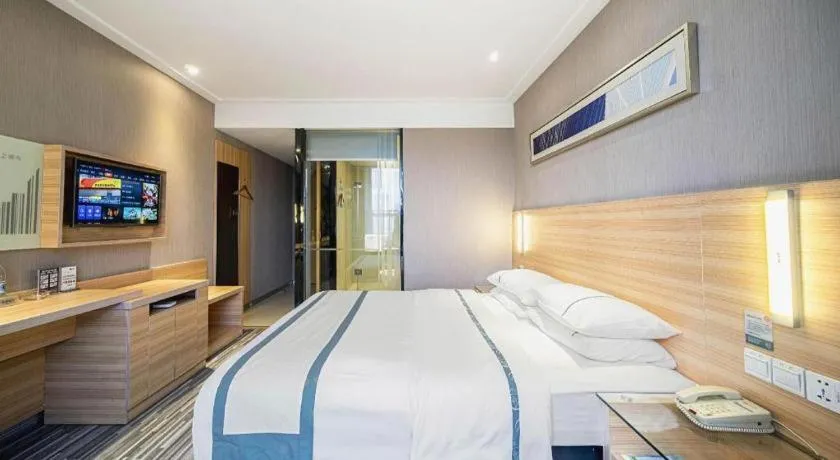 Bed in City Comfort Inn Lichuan Railway Station Tenglong Cave