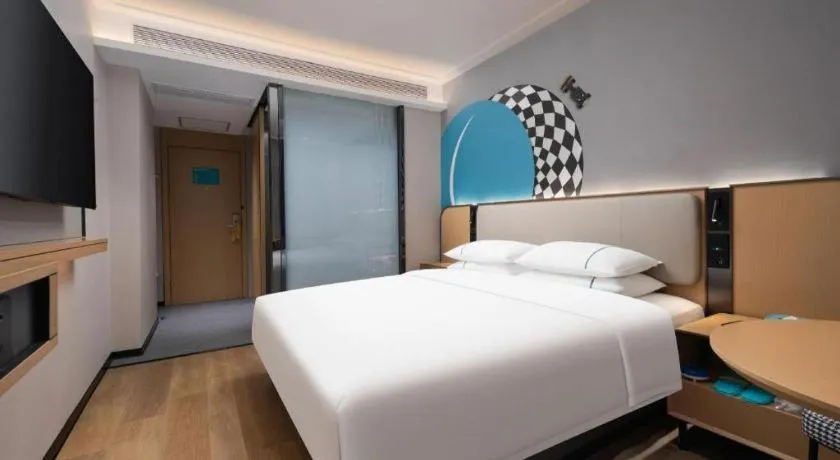 Bed in City Comfort Inn Wuhan Guanggu Finance Port
