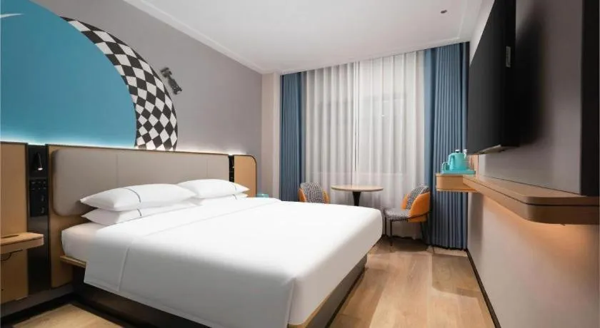 Bed in City Comfort Inn Wuhan Guanggu Finance Port