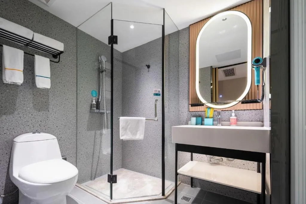 City Comfort Inn Wuhan Guanggu Finance Port