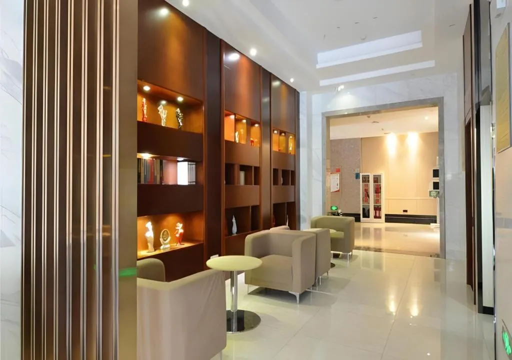 City Comfort Inn Wuhan Guanggu Finance Port