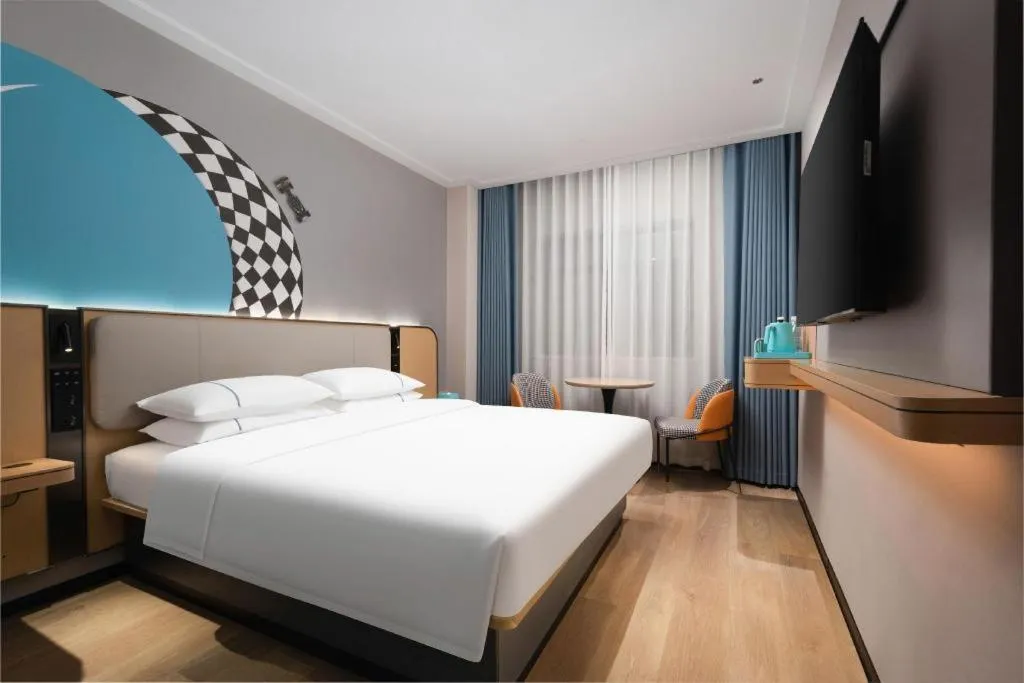 Bed in City Comfort Inn Wuhan Guanggu Finance Port