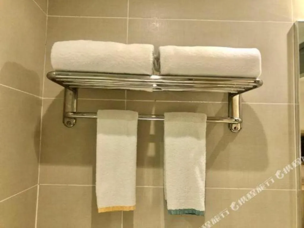 City Comfort Inn Wuhan Guanggu Finance Port