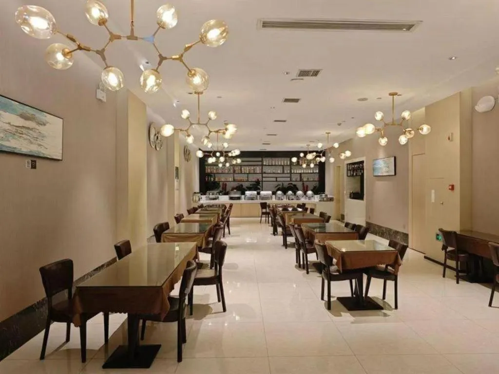 City Comfort Inn Wuhan Guanggu Finance Port