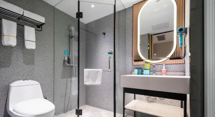 City Comfort Inn Wuhan Guanggu Finance Port