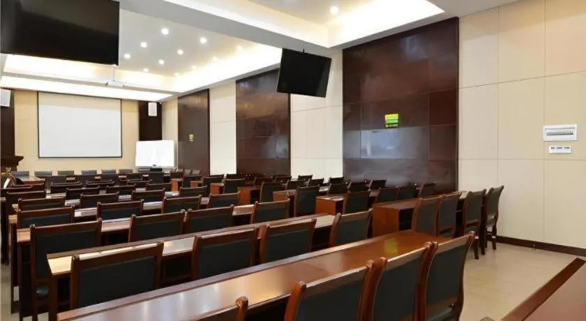 City Comfort Inn Wuhan Guanggu Finance Port