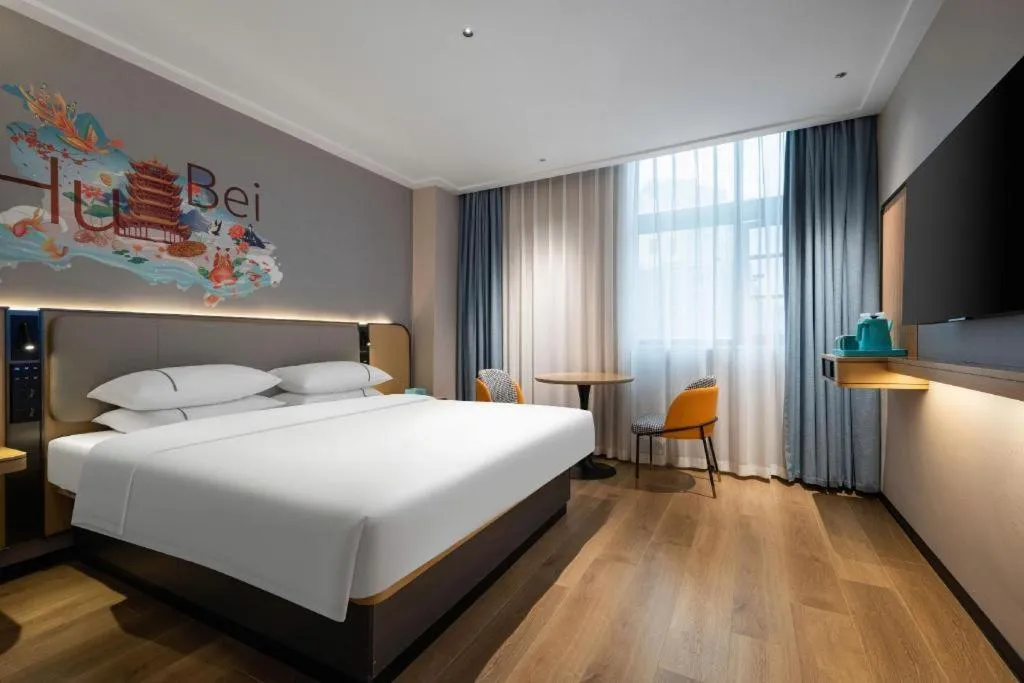 Bed in City Comfort Inn Wuhan Guanggu Finance Port