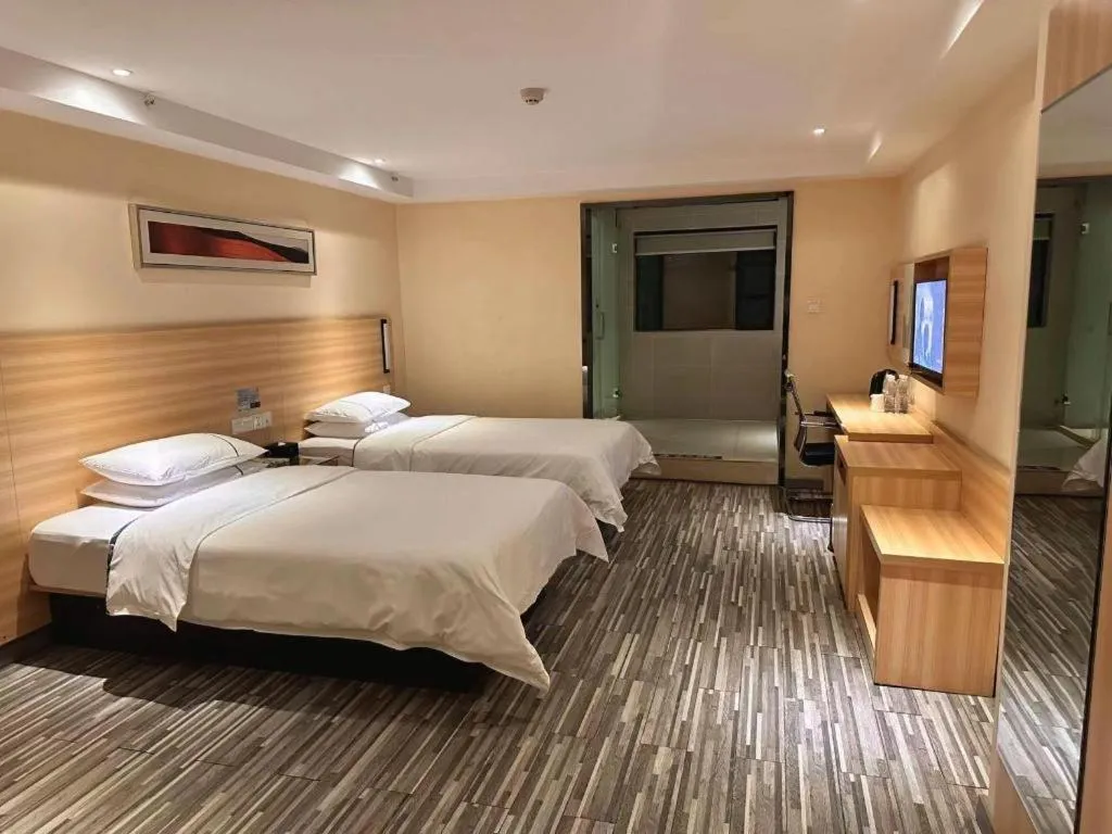 Bed in City Comfort Inn Wuhan Guanggu Finance Port