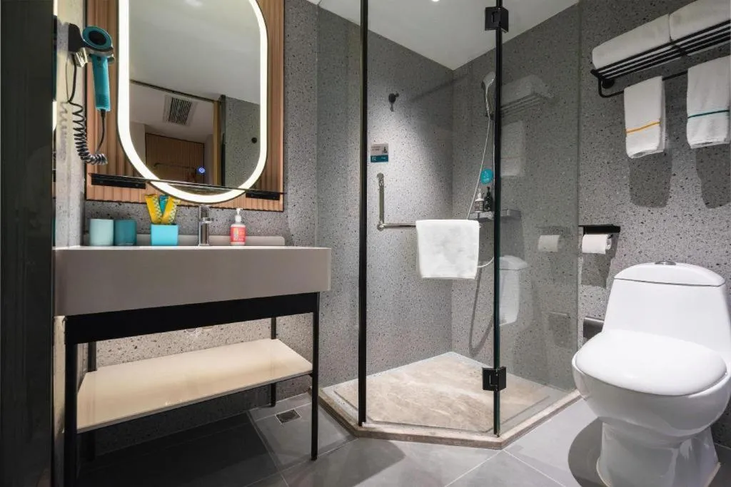 City Comfort Inn Wuhan Guanggu Finance Port