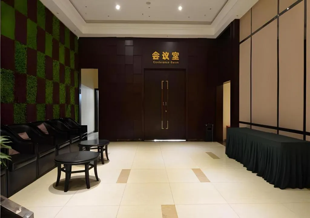 City Comfort Inn Wuhan Guanggu Finance Port
