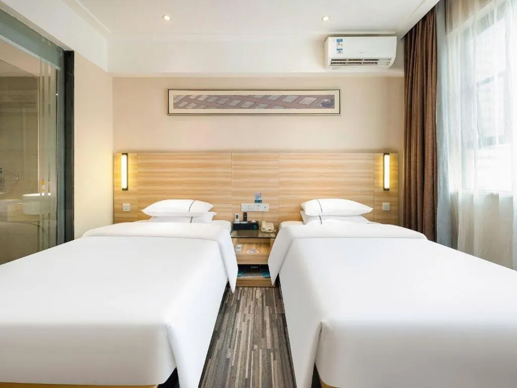 Bed in City Comfort Inn Baise Xilin Time Square