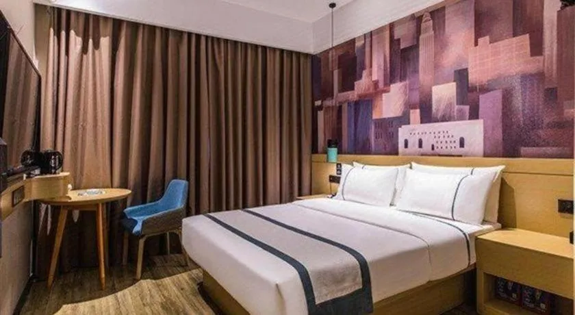 Bed in City Comfort Inn Liuzhou Wuling Liutai Road