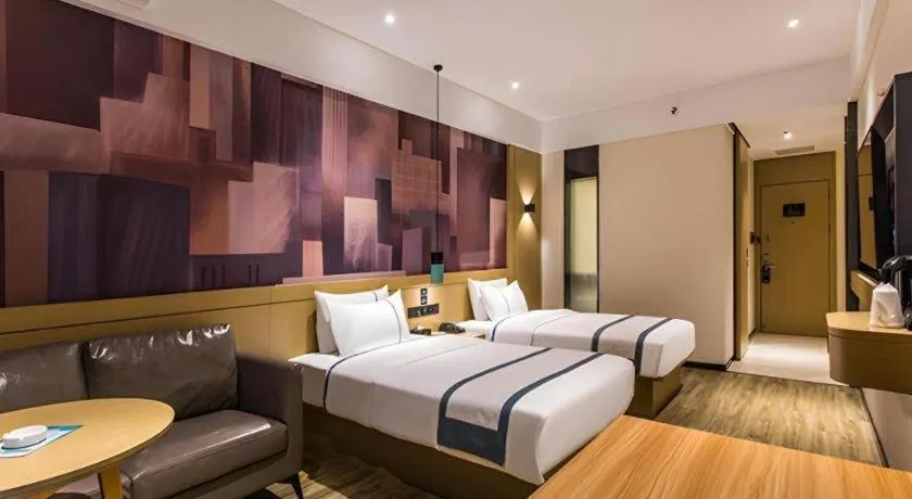 Bed in City Comfort Inn Liuzhou Wuling Liutai Road