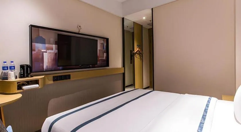 Bed in City Comfort Inn Liuzhou Wuling Liutai Road