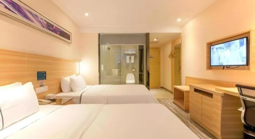 Bed in City Comfort Inn Changsha Yuelu Mountain Hunan University Central South University