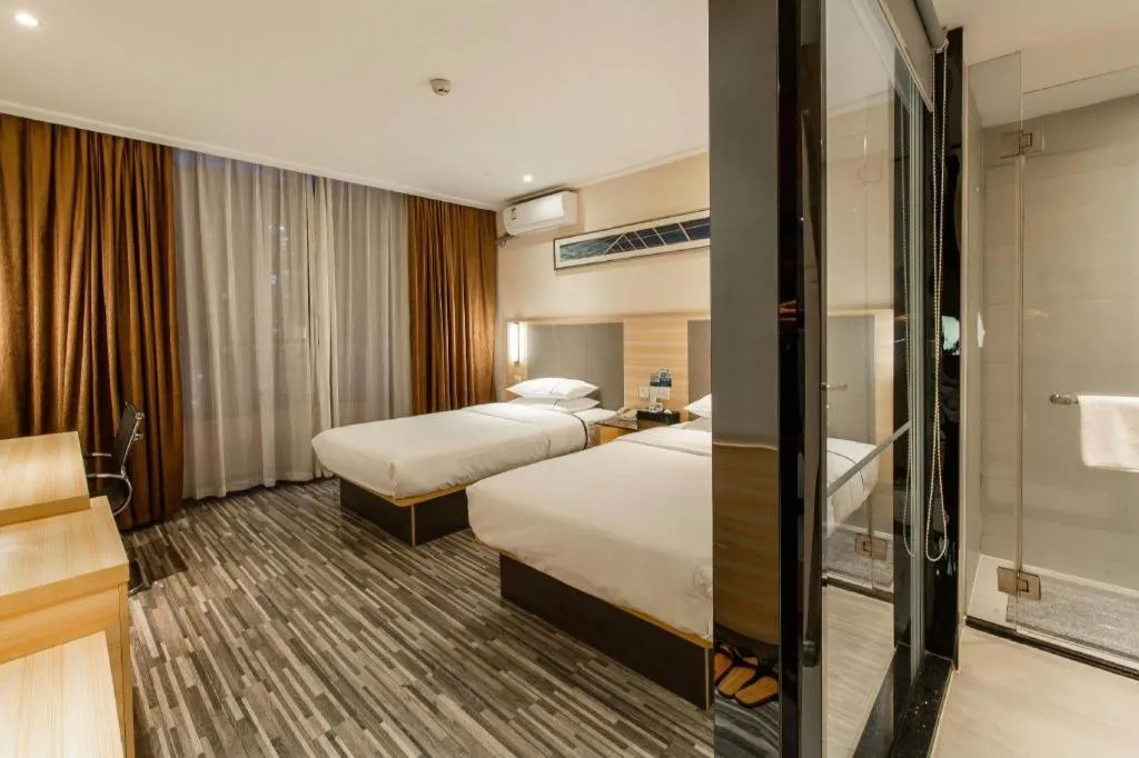 Bed in City Comfort Inn Hechi Yizhou Bus Terminal