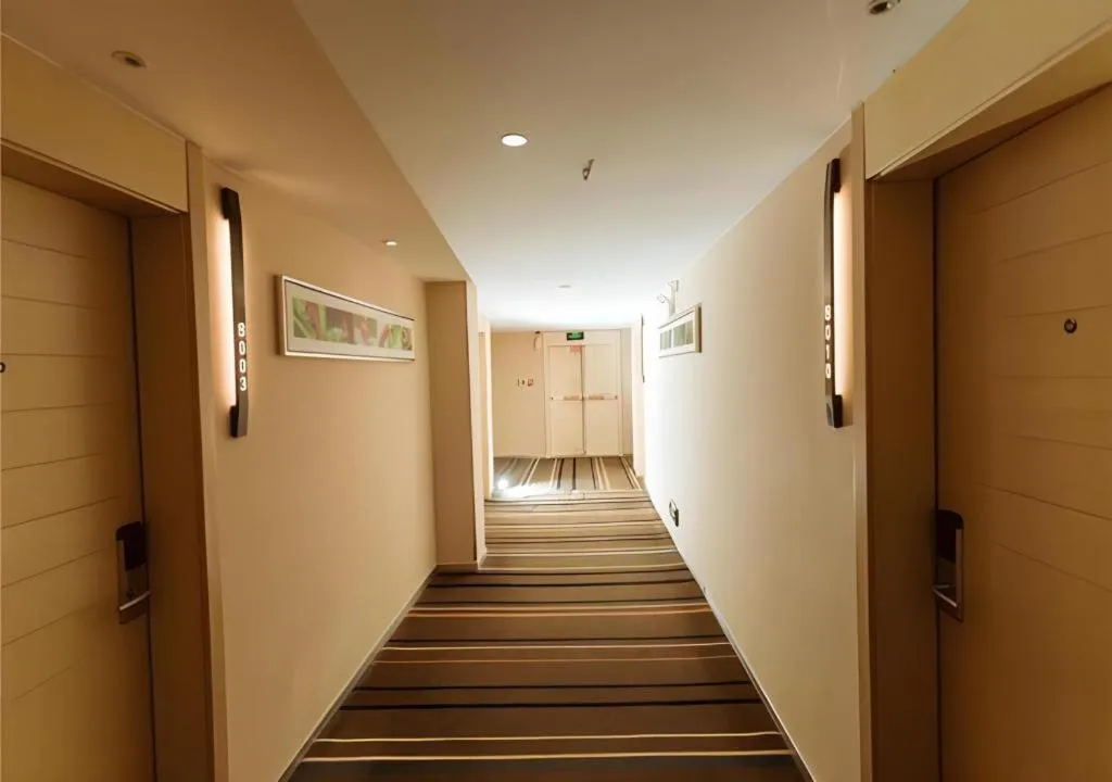 City Comfort Inn Hechi Yizhou Bus Terminal