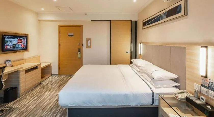 Bed in City Comfort Inn Hechi Yizhou Bus Terminal