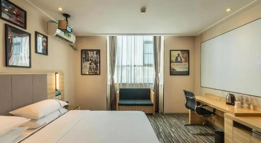 Bed in City Comfort Inn Hechi Yizhou Bus Terminal