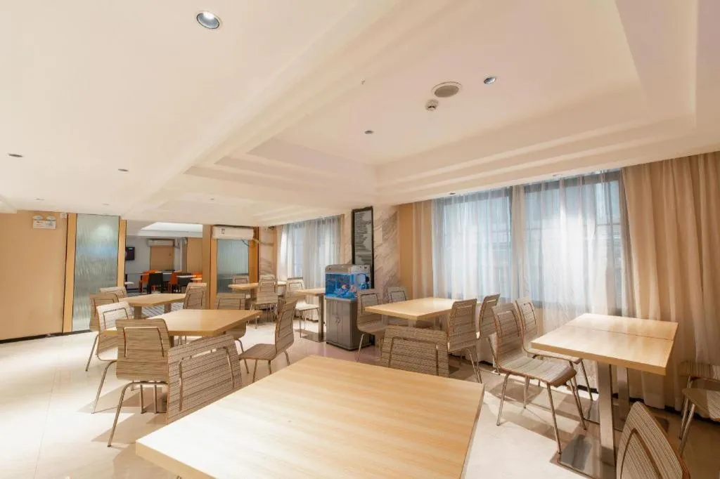 City Comfort Inn Hechi Yizhou Bus Terminal