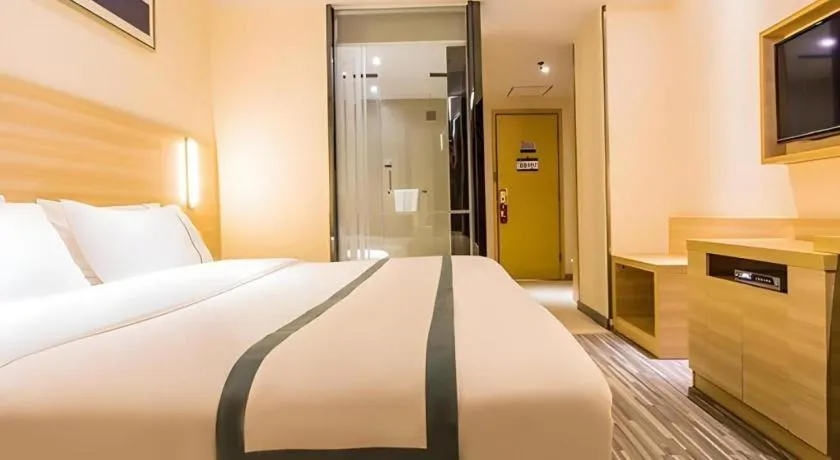 Bed in City Comfort Inn Nanning Wuming Xiangshan Avenue