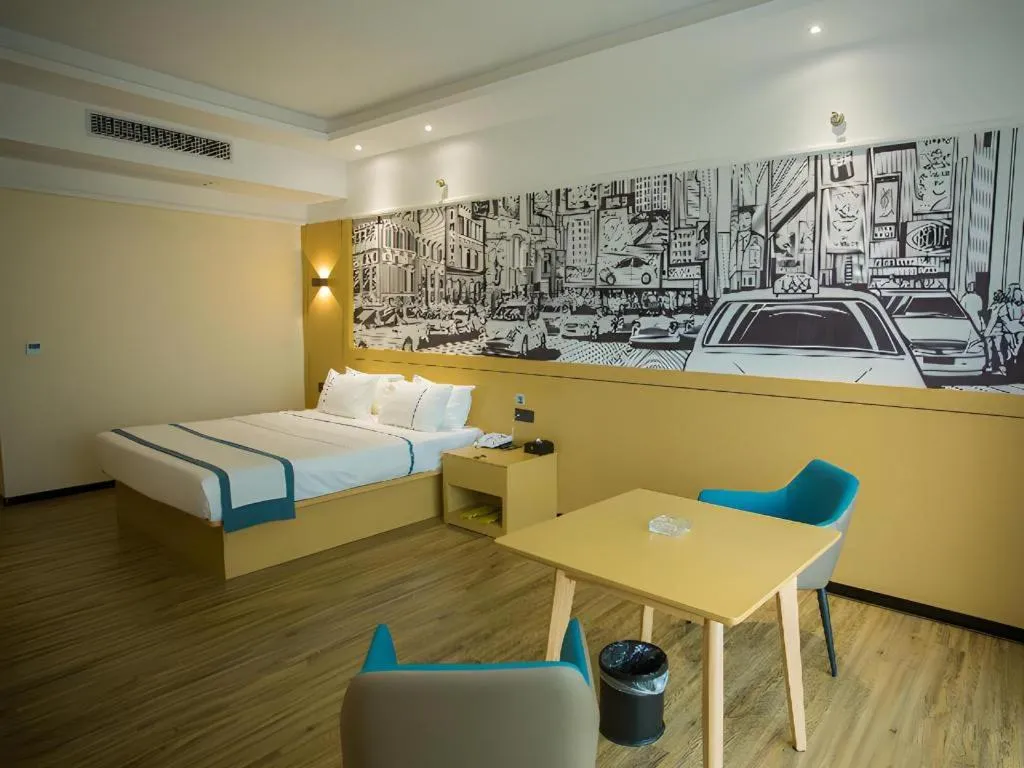 Bed in City Comfort Inn Huizhou Longmen