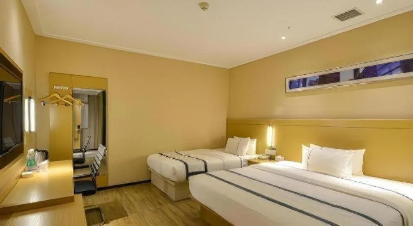 Bed in City Comfort Inn Xiangyang Zaoyang Hancheng