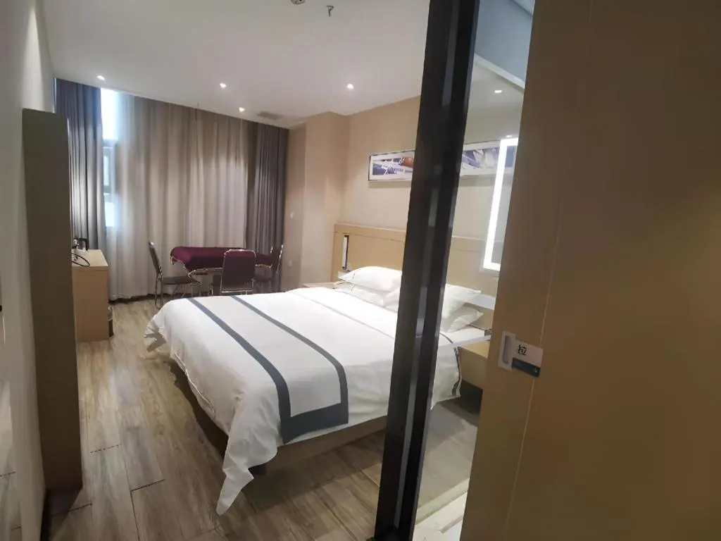 Bed in City Comfort Inn Xiangyang Zaoyang Hancheng