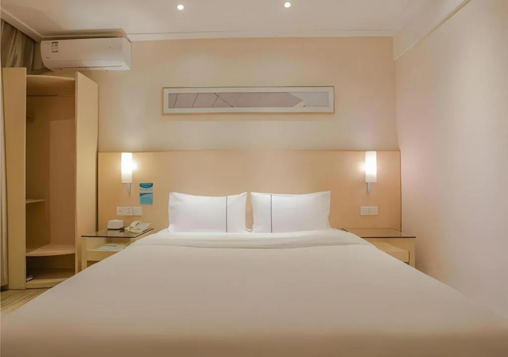 Bed in City Comfort Inn Nanning Dancun Road