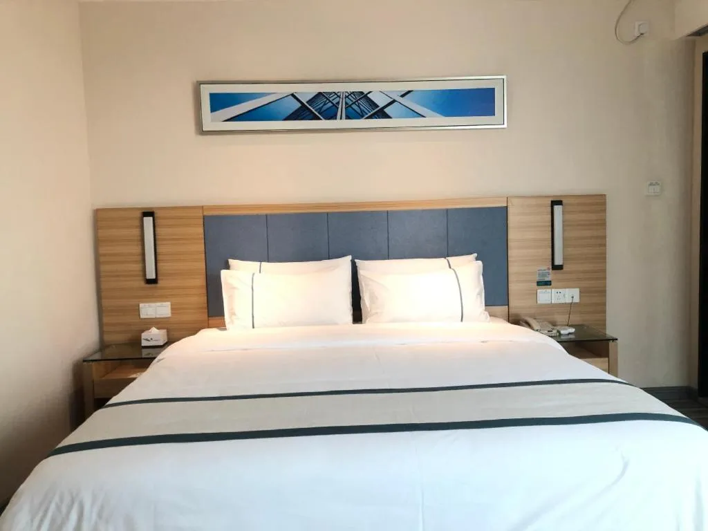 Bed in City Comfort Inn Chengdu Hongpailou Wuhou Avenue Metro Station