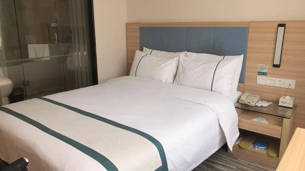 Bed in City Comfort Inn Chengdu Hongpailou Wuhou Avenue Metro Station
