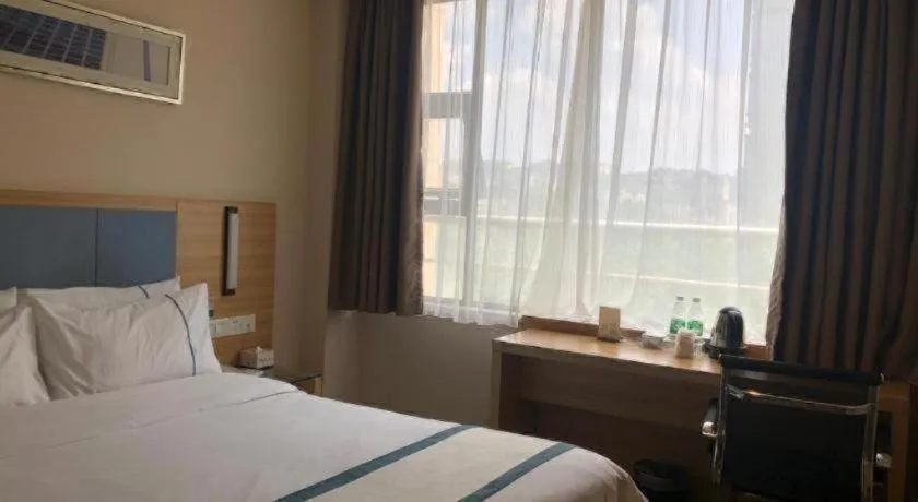 Bed in City Comfort Inn Chengdu Hongpailou Wuhou Avenue Metro Station