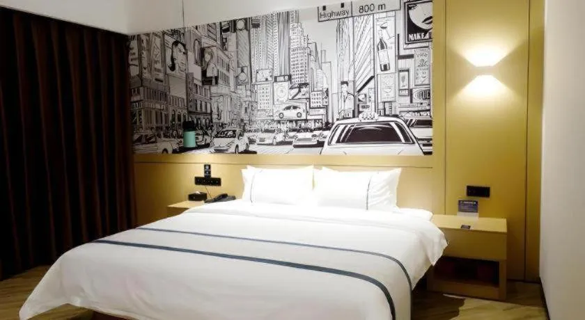 Bed in City Comfort Inn Meishan Wanda Plaza