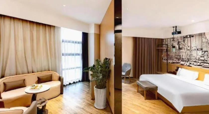 Bed in City Comfort Inn Meishan Wanda Plaza