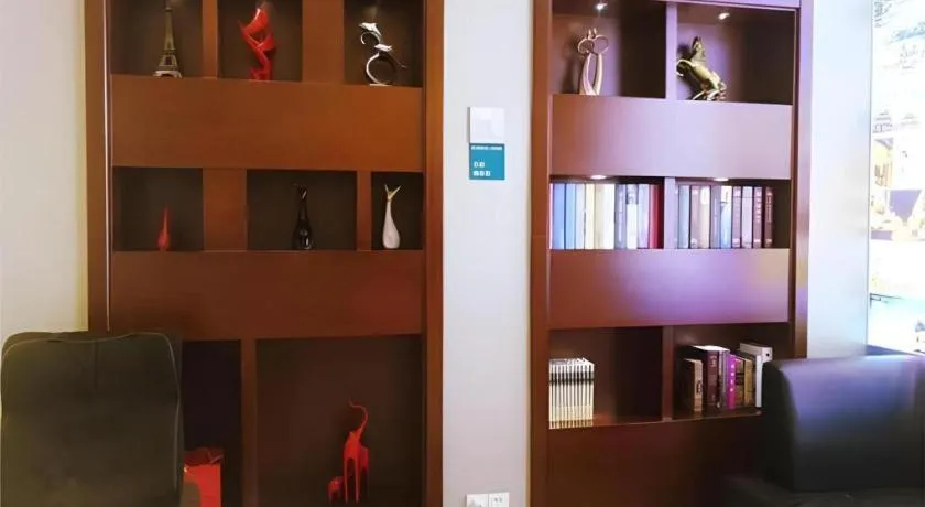 City Comfort Inn Guilin North High Speed Railway Station Square