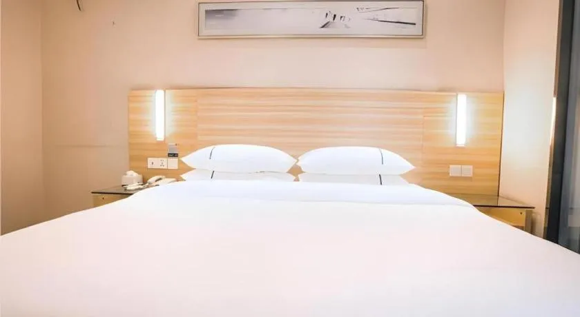 Bed in City Comfort Inn Changsha Wuyi Avenue Yingbin Road