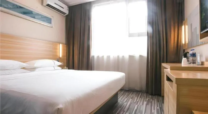 Bed in City Comfort Inn Changsha Wuyi Avenue Yingbin Road