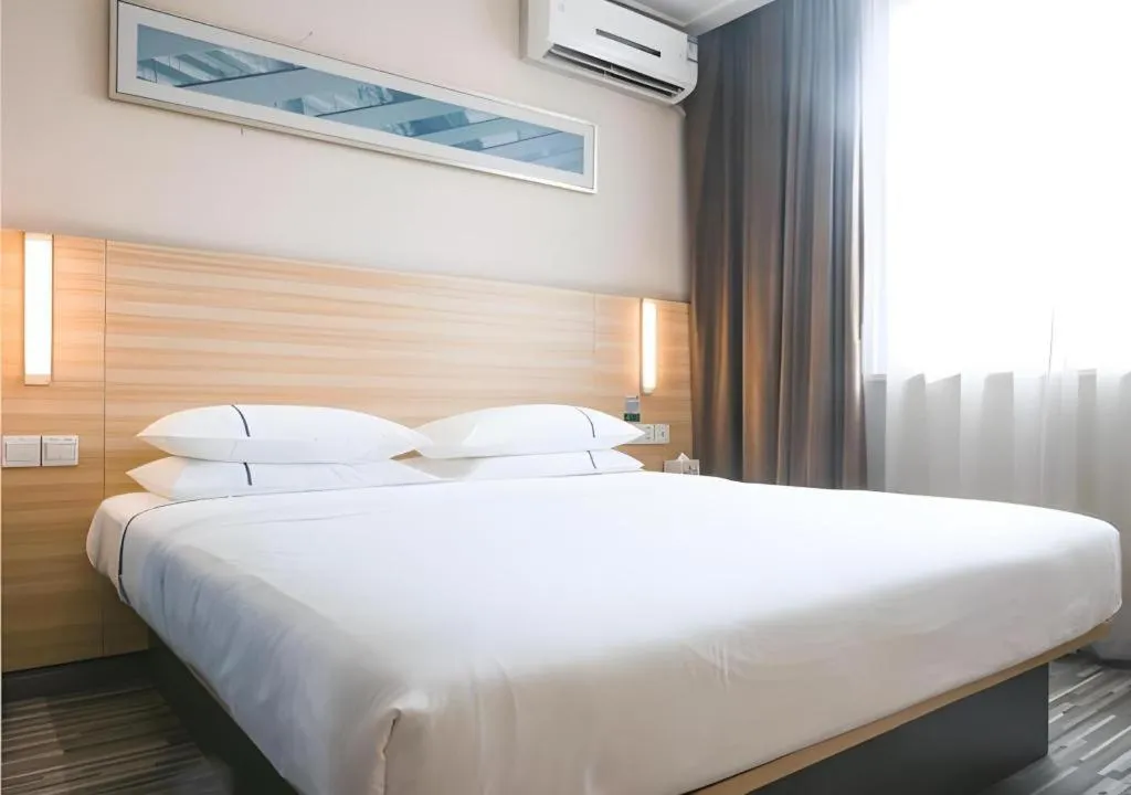 Bed in City Comfort Inn Changsha Wuyi Avenue Yingbin Road