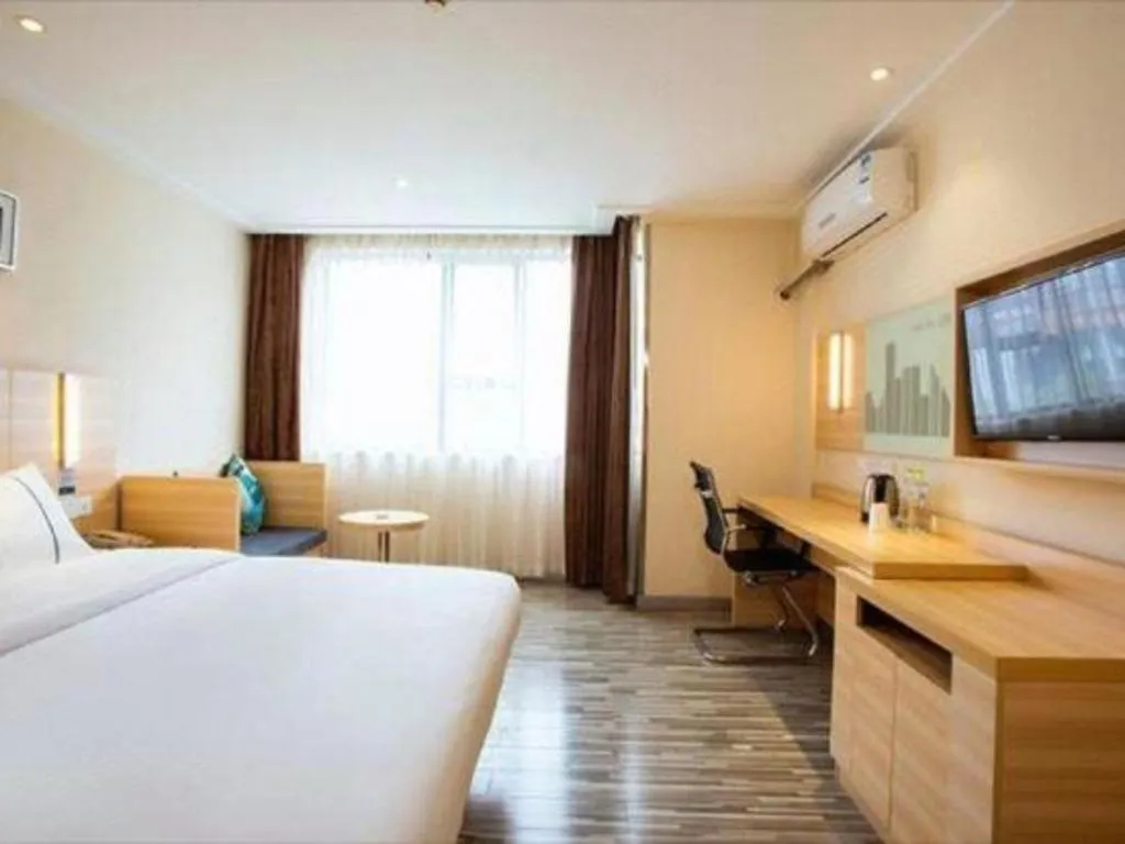Bed in City Comfort Inn Guilin Jiatianxia Square International Conferences & Exhibition Center