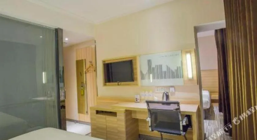 Bed in City Comfort Inn Hechi Bama Shouxiang Avenue