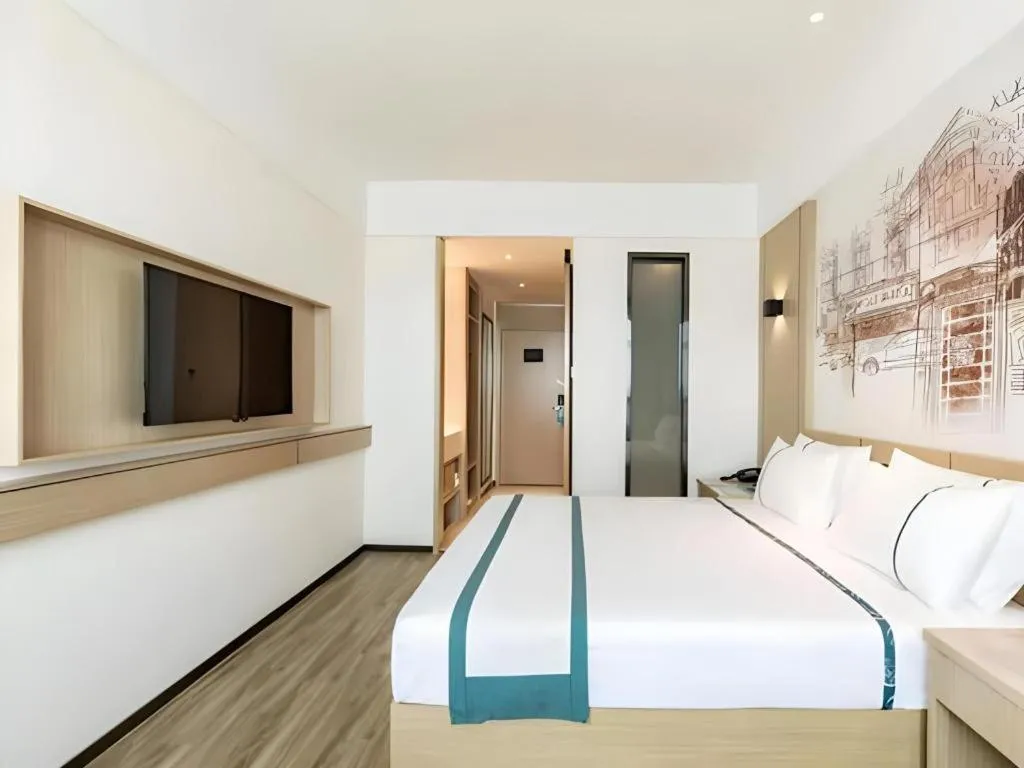 Bed in City Comfort Inn Hefei Mingzhu Square Fanhua Avenue