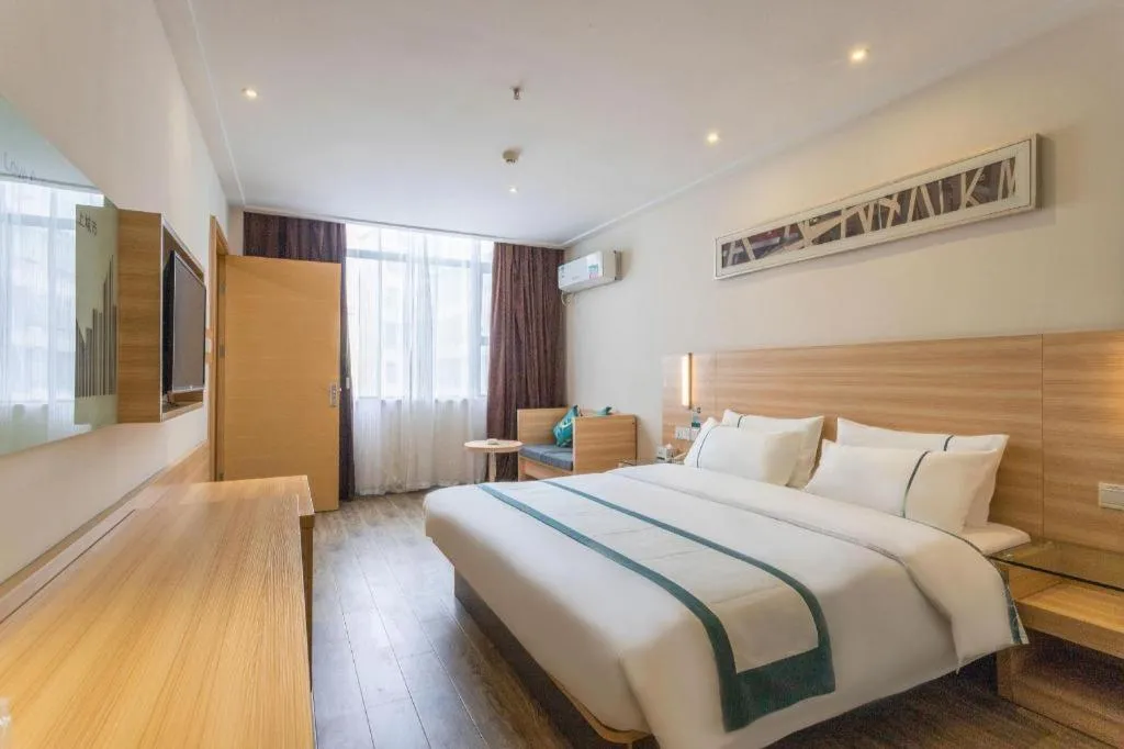 Bed in City Comfort Inn Wuhan Zoo Guobo Maying Road Metro Station