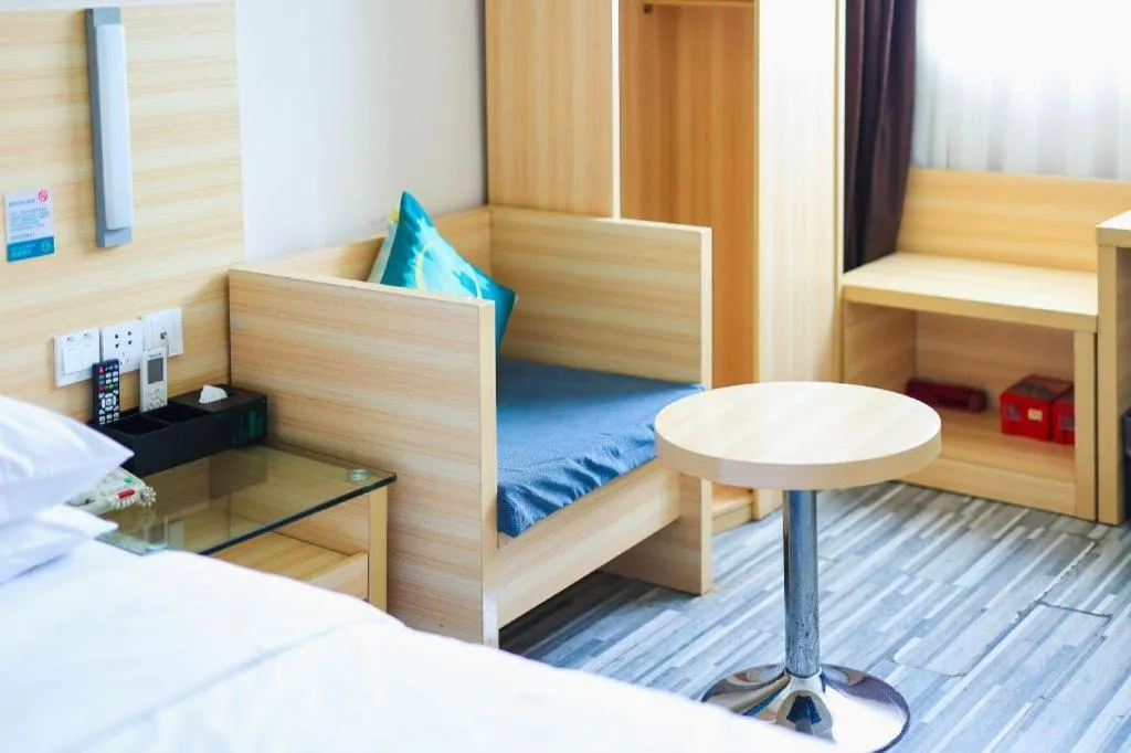 Bed in City Comfort Inn Wuhan Zoo Guobo Maying Road Metro Station