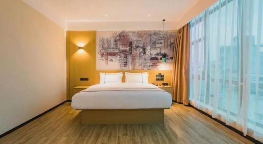 Bed in City Comfort Inn Shanwei Luhe