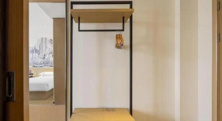 Bed in City Comfort Inn Shanwei Luhe