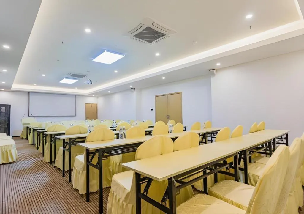 City Comfort Inn Shanwei Luhe
