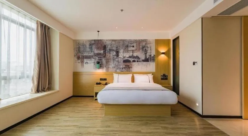 Bed in City Comfort Inn Shanwei Luhe