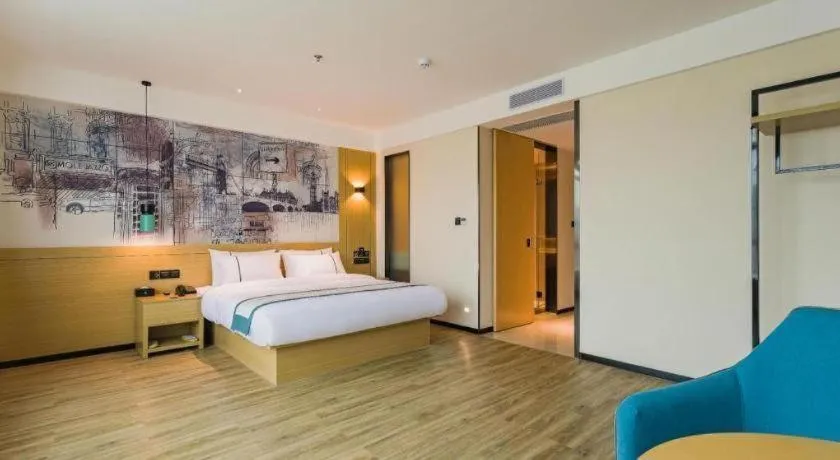 Bed in City Comfort Inn Shanwei Luhe