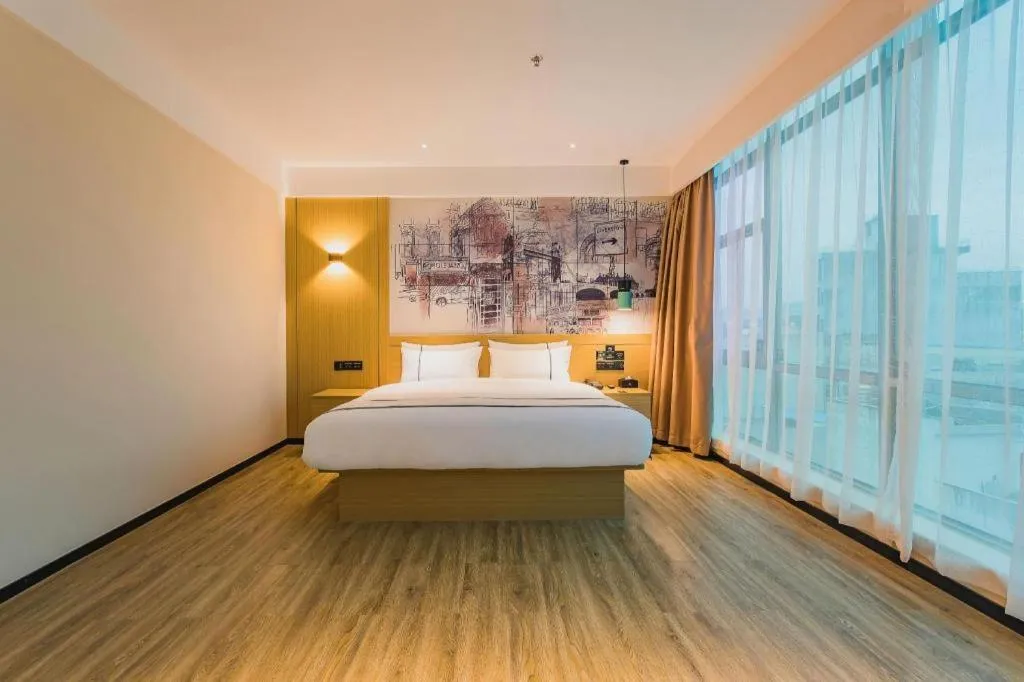 Bed in City Comfort Inn Shanwei Luhe